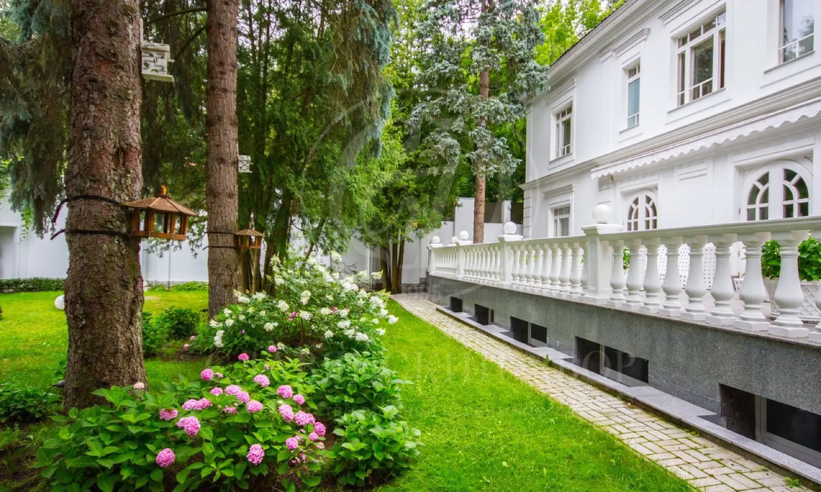 Посёлок Раздоры, Рублёво-Успенское